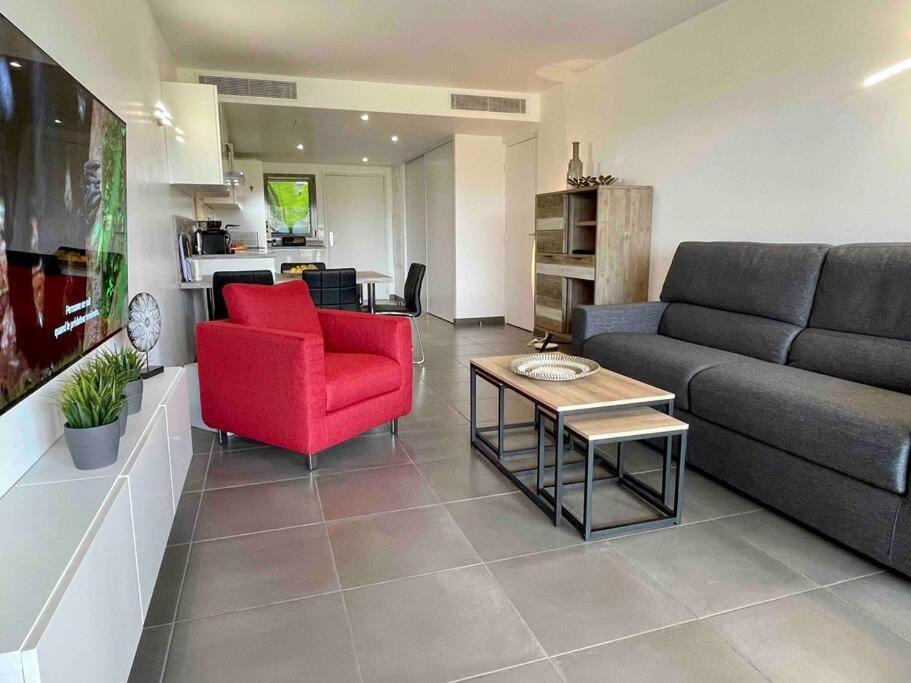 Superbe Appartement, Piscine, Vue Mer Et Montagnes Antibes Buitenkant foto