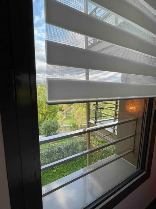 Superbe Appartement, Piscine, Vue Mer Et Montagnes Antibes Buitenkant foto