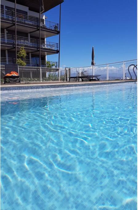 Superbe Appartement, Piscine, Vue Mer Et Montagnes Antibes Buitenkant foto